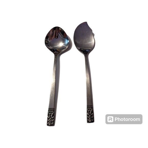 VTG CARLYLE Hong Kong stainless cameo pattern lot 2 soup & jelly spoon replace - Picture 1 of 10